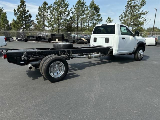 2024 RAM Ram 5500 Chassis Cab RAM 5500 TRADESMAN CHASSIS REGULAR CAB 4X2 120 CA