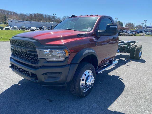 2024 RAM Ram 5500 Chassis Cab RAM 5500 TRADESMAN CHASSIS REGULAR CAB 4X2 120 CA