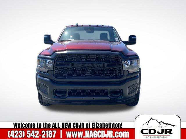 2024 RAM Ram 5500 Chassis Cab RAM 5500 TRADESMAN CHASSIS REGULAR CAB 4X2 120 CA