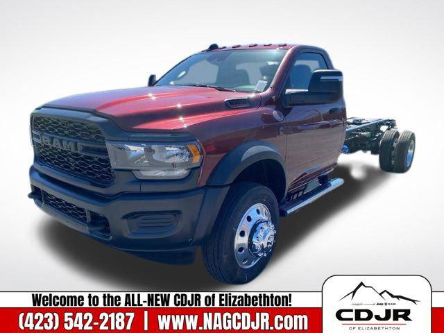 2024 RAM Ram 5500 Chassis Cab RAM 5500 TRADESMAN CHASSIS REGULAR CAB 4X2 120 CA