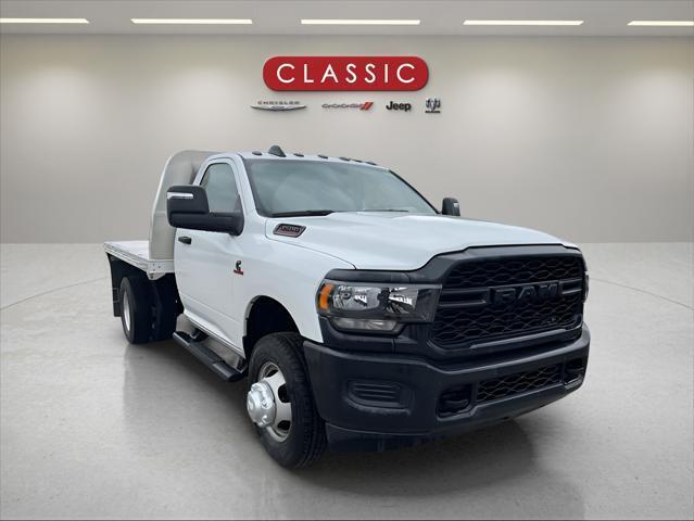 2024 RAM Ram 3500 Chassis Cab RAM 3500 TRADESMAN CHASSIS REGULAR CAB 4X2 60 CA 2024 RAM Ram 3500 Chassis Cab RAM 3500 TRADESMAN CHASSIS REGULAR CAB 4X2 60 CA