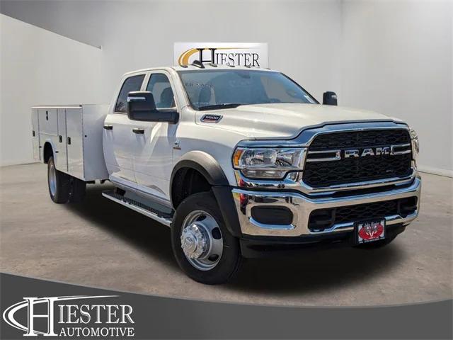 2024 RAM Ram 5500 Chassis Cab RAM 5500 TRADESMAN CHASSIS CREW CAB 4X4 84 CA