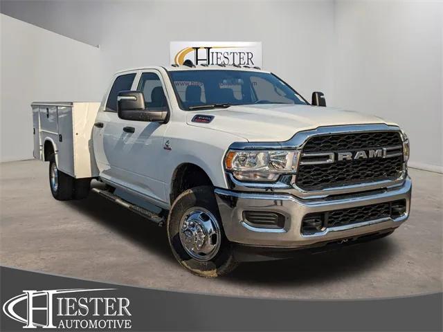 2024 RAM Ram 3500 Chassis Cab RAM 3500 TRADESMAN CREW CAB CHASSIS 4X4 60 CA