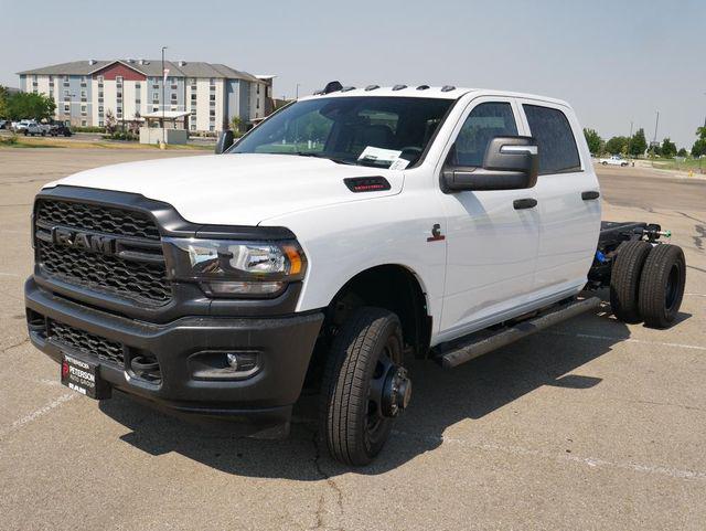 2024 RAM Ram 3500 Chassis Cab RAM 3500 TRADESMAN CREW CAB CHASSIS 4X2 60 CA