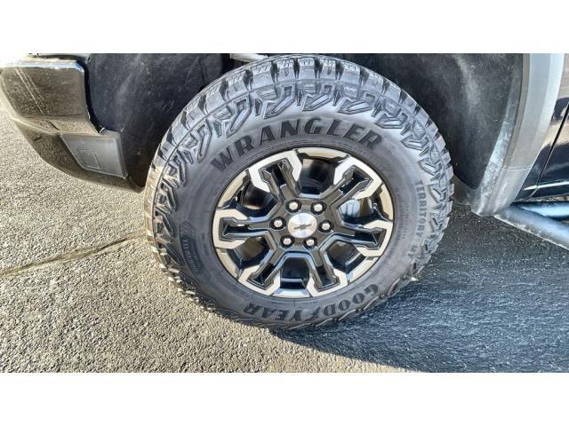 2022 Chevrolet Silverado 1500 4WD Crew Cab Short Bed ZR2