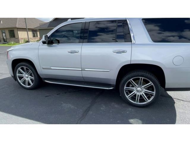 2018 Cadillac Escalade Luxury