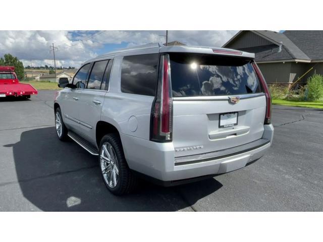 2018 Cadillac Escalade Luxury