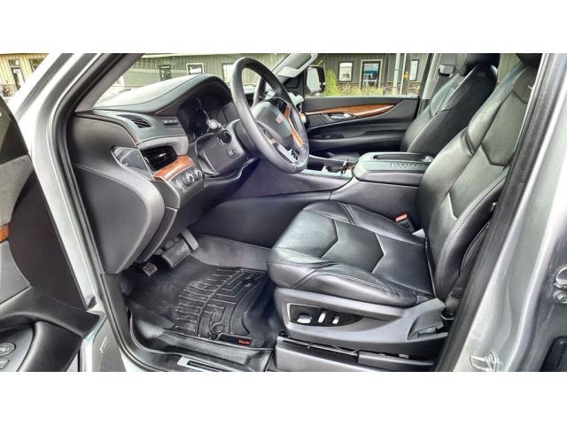 2018 Cadillac Escalade Luxury