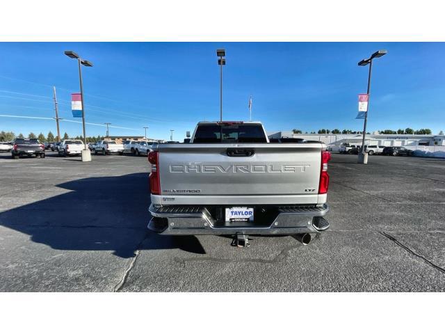 2022 Chevrolet Silverado 2500HD 4WD Crew Cab Standard Bed LTZ