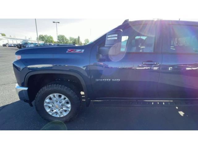 2023 Chevrolet Silverado 3500HD 4WD Crew Cab Standard Bed LT