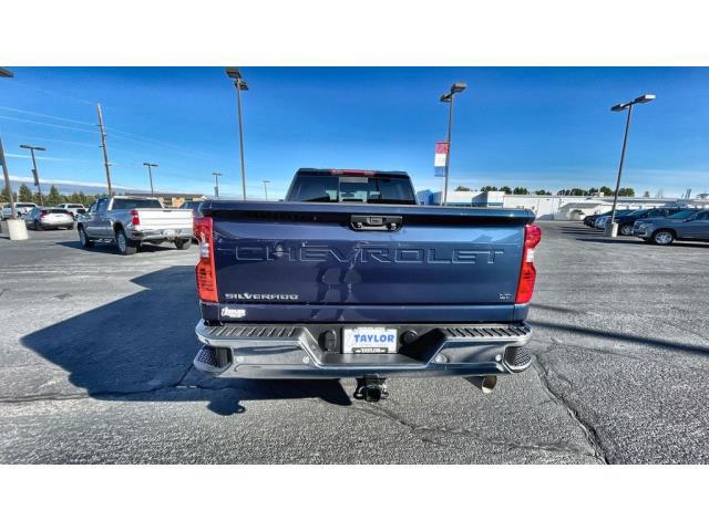 2023 Chevrolet Silverado 3500HD 4WD Crew Cab Standard Bed LT