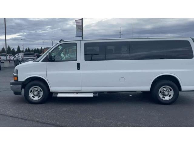 2020 Chevrolet Express Passenger RWD 3500 Extended Wheelbase LT