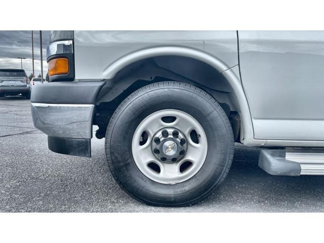 2020 Chevrolet Express Passenger RWD 3500 Extended Wheelbase LT