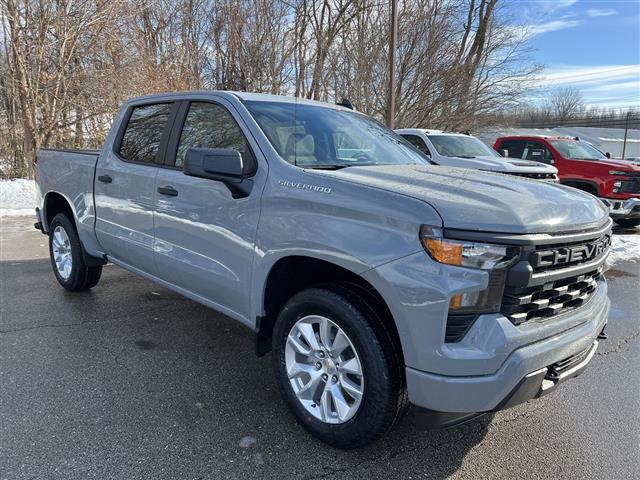 2024 Chevrolet Silverado 1500 4WD Crew Cab Short Bed Custom