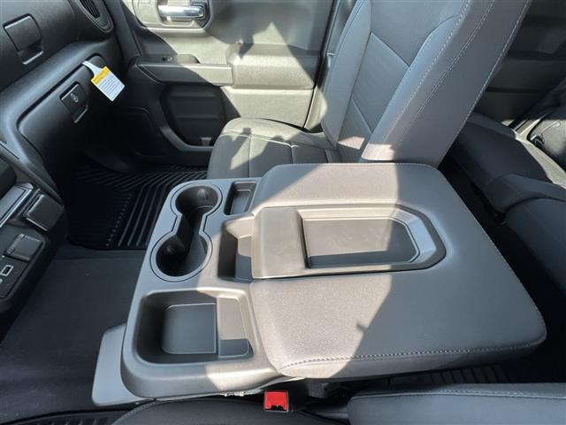 2024 Chevrolet Silverado 1500 4WD Crew Cab Short Bed Custom