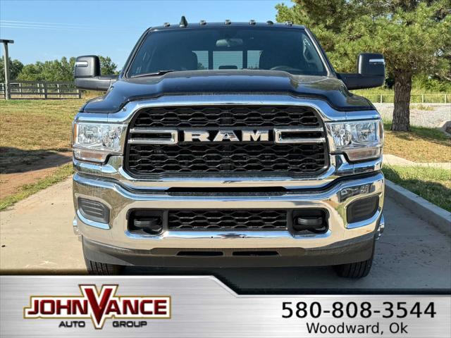 2024 RAM Ram 3500 RAM 3500 TRADESMAN CREW CAB 4X4 8 BOX