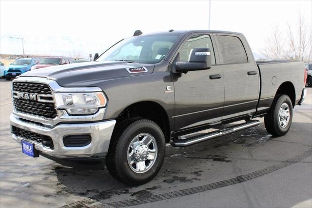 2024 RAM Ram 3500 RAM 3500 TRADESMAN CREW CAB 4X4 64 BOX