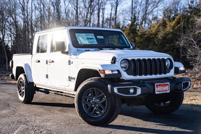 2024 Jeep Gladiator GLADIATOR SPORT S 4X4