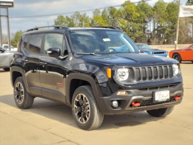 2023 Jeep Renegade RENEGADE TRAILHAWK 4X4