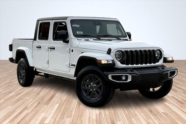 2024 Jeep Gladiator GLADIATOR SPORT S 4X4