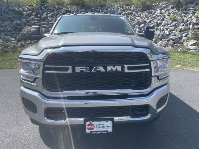 2024 RAM Ram 3500 RAM 3500 TRADESMAN CREW CAB 4X4 64 BOX