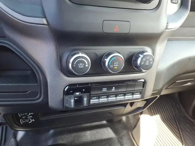 2022 Ram 3500 Tradesman/SLT/Laramie/Limited
