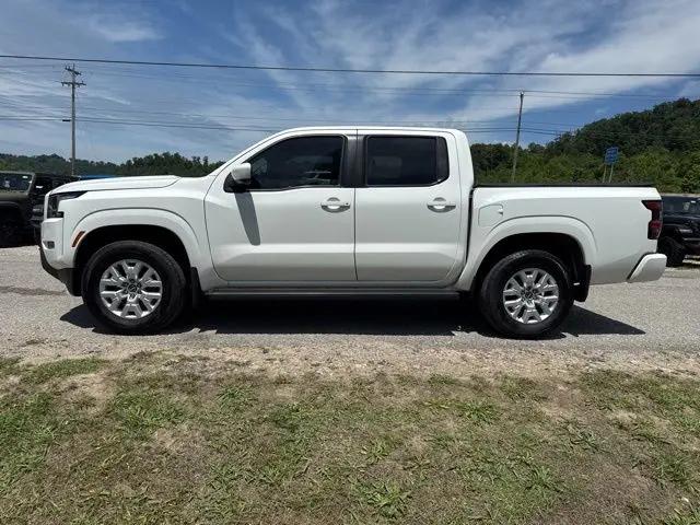 2022 Nissan Frontier Crew Cab SV 4x4