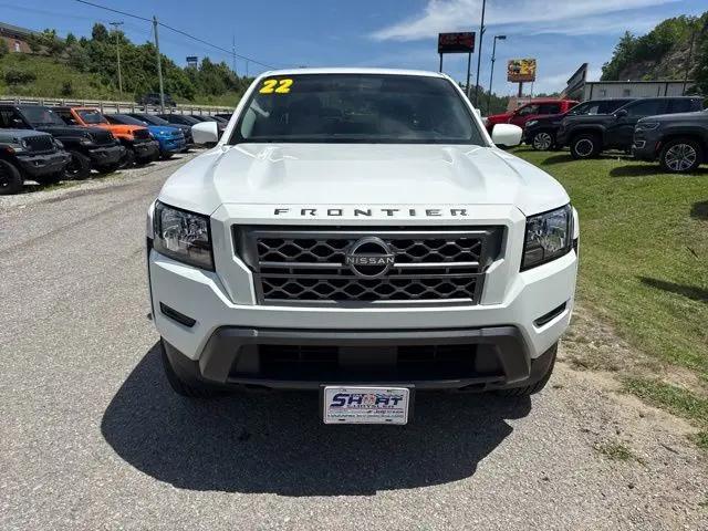 2022 Nissan Frontier Crew Cab SV 4x4