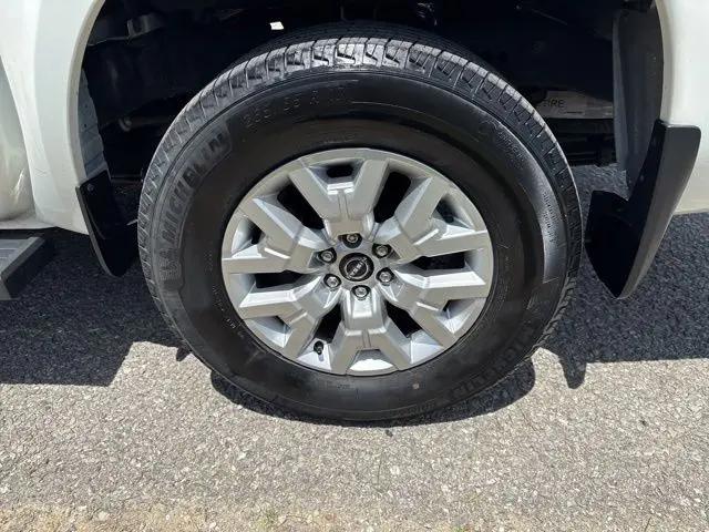 2022 Nissan Frontier Crew Cab SV 4x4