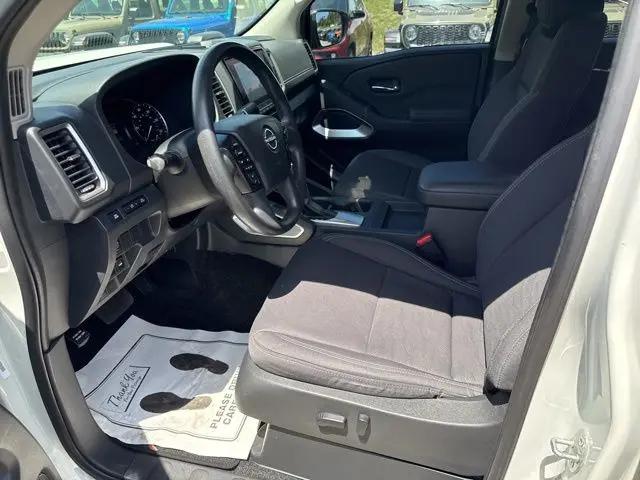 2022 Nissan Frontier Crew Cab SV 4x4