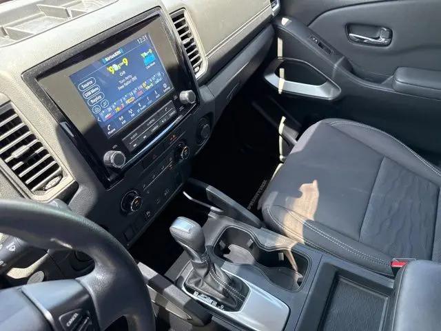 2022 Nissan Frontier Crew Cab SV 4x4
