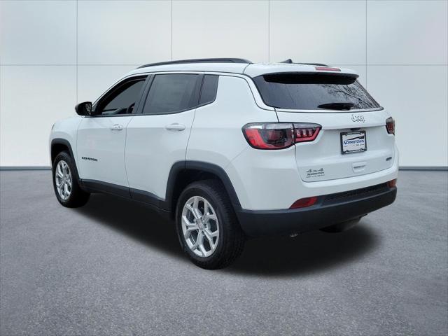 2024 Jeep Compass COMPASS LATITUDE 4X4