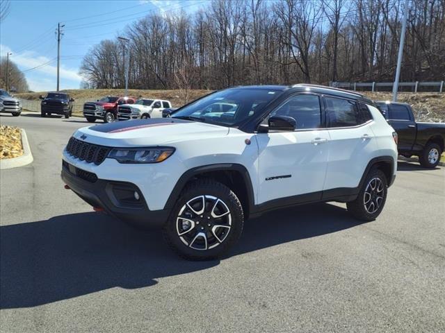 2024 Jeep Compass COMPASS TRAILHAWK 4X4