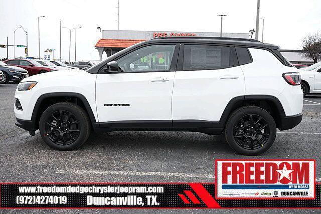 2024 Jeep Compass COMPASS LATITUDE 4X4