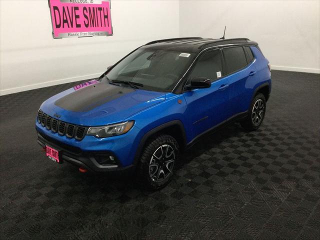 2024 Jeep Compass COMPASS TRAILHAWK 4X4