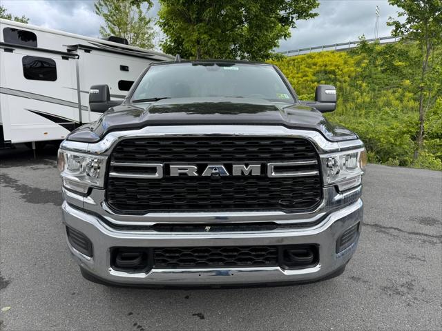 2024 RAM Ram 2500 RAM 2500 TRADESMAN CREW CAB 4X4 8 BOX