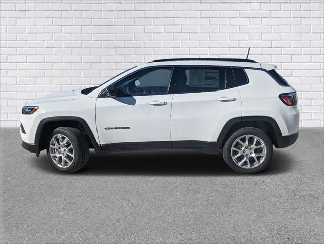 2024 Jeep Compass COMPASS LATITUDE LUX 4X4