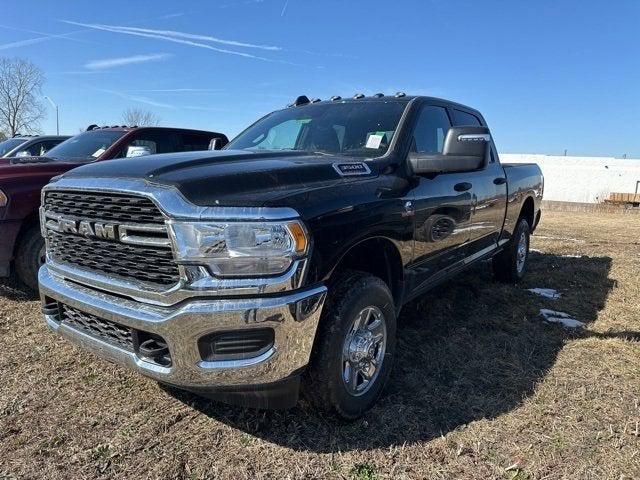 2024 RAM Ram 3500 RAM 3500 TRADESMAN CREW CAB 4X4 64 BOX 2024 RAM Ram 3500 RAM 3500 TRADESMAN CREW CAB 4X4 64 BOX