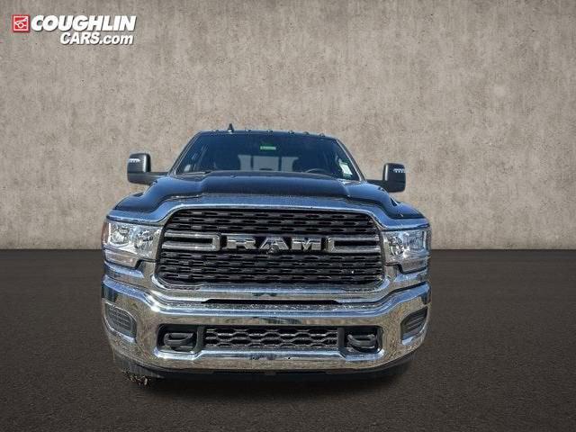 2024 RAM Ram 3500 RAM 3500 TRADESMAN CREW CAB 4X4 64 BOX 2024 RAM Ram 3500 RAM 3500 TRADESMAN CREW CAB 4X4 64 BOX