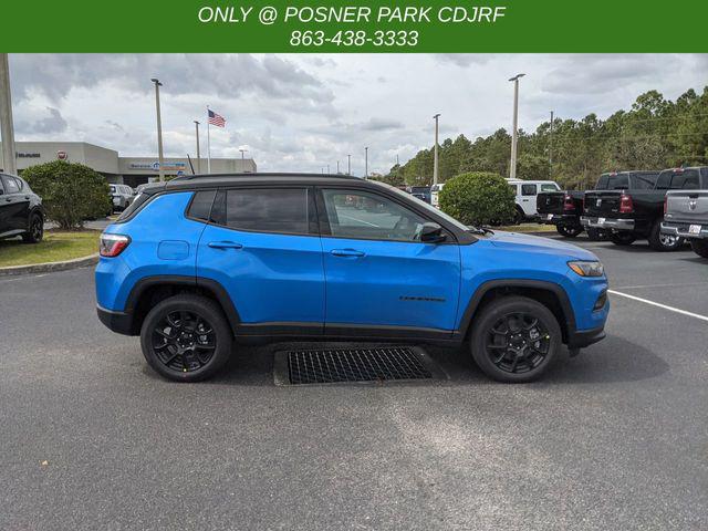 2024 Jeep Compass COMPASS LATITUDE 4X4