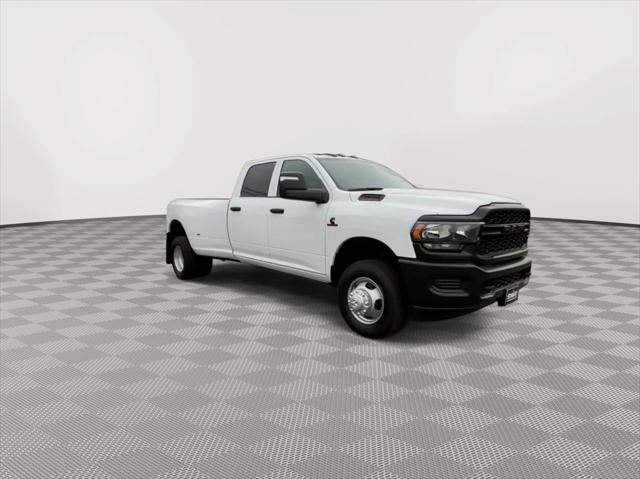 2024 RAM Ram 3500 RAM 3500 TRADESMAN CREW CAB 4X4 8 BOX