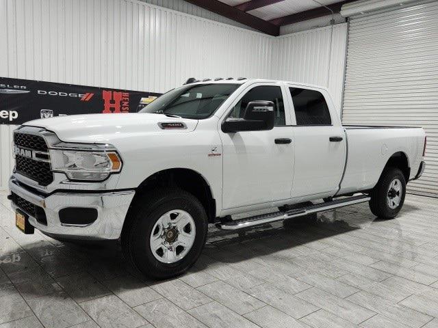 2024 RAM Ram 2500 RAM 2500 TRADESMAN CREW CAB 4X4 8 BOX