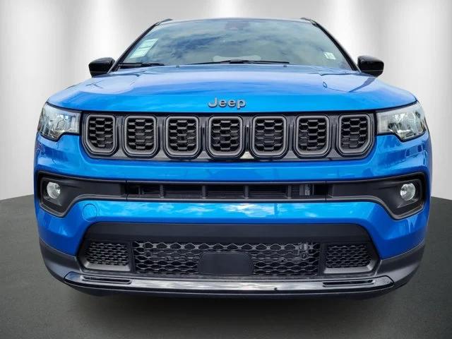 2024 Jeep Compass COMPASS LATITUDE 4X4