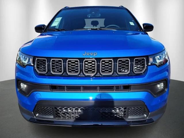 2024 Jeep Compass COMPASS LATITUDE 4X4