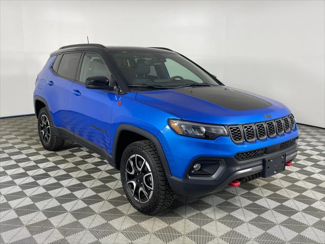 2024 Jeep Compass COMPASS TRAILHAWK 4X4