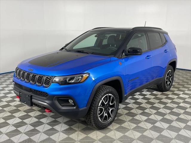 2024 Jeep Compass COMPASS TRAILHAWK 4X4