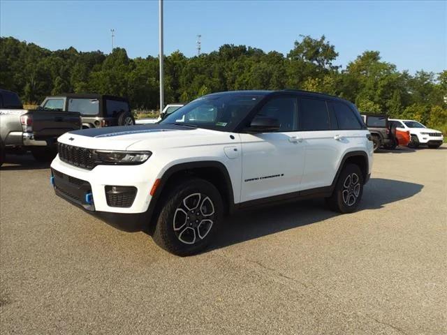 2022 Jeep Grand Cherokee 4xe Trailhawk 4x4