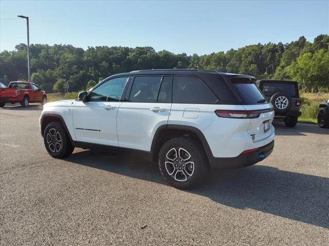 2022 Jeep Grand Cherokee 4xe Trailhawk 4x4