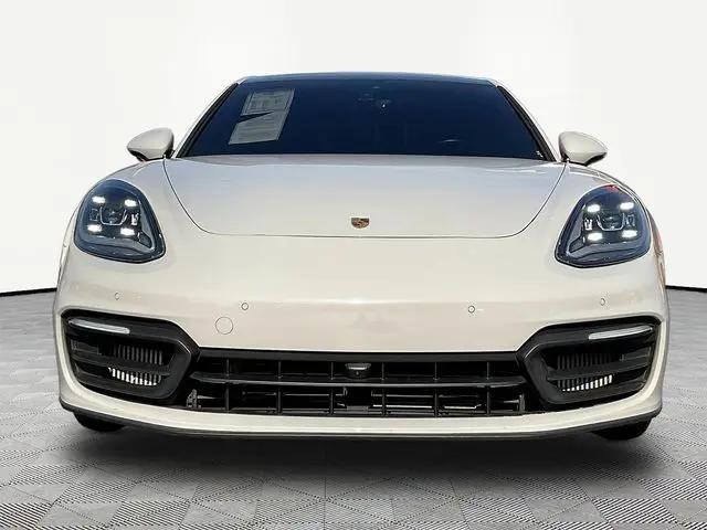 2021 Porsche Panamera Standard