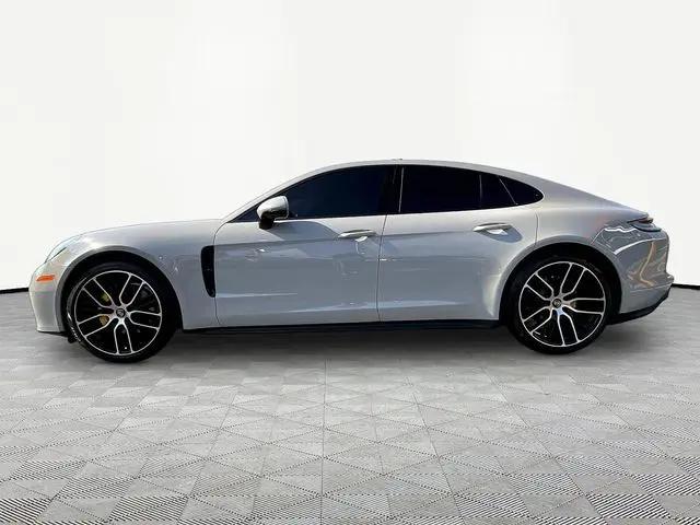 2021 Porsche Panamera Standard